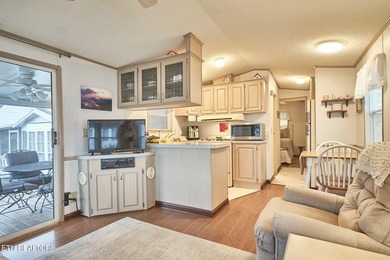 Adorable park model unit. Has been solely a vacation home since on Laurel Valley Golf Course in Tennessee - for sale on GolfHomes.com, golf home, golf lot