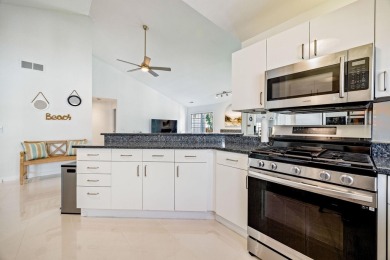 Welcome to this luxurious 3 bed, 2 bath condo located in the on Geneva National Golf Club in Wisconsin - for sale on GolfHomes.com, golf home, golf lot