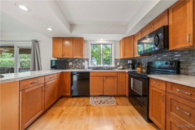 Stately and beautifully appointed Colonial Style Home located on Eagle Vale Golf Course, Inc. in New York - for sale on GolfHomes.com, golf home, golf lot