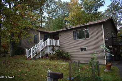 There's so much room in this 5 bedroom, 3 bath home that backs on Lords Valley Country Club, Inc in Pennsylvania - for sale on GolfHomes.com, golf home, golf lot