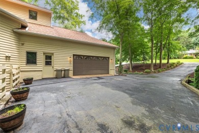Welcome to 11760 Edenberry Dr, a spacious 5-bedroom, 3-bath home on Stonehenge Golf and Country Club in Virginia - for sale on GolfHomes.com, golf home, golf lot