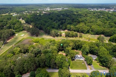 Welcome to 11760 Edenberry Dr, a spacious 5-bedroom, 3-bath home on Stonehenge Golf and Country Club in Virginia - for sale on GolfHomes.com, golf home, golf lot