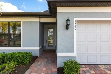 Why build and wait when there's one ready to go! If you didn't on River Hall Country Club in Florida - for sale on GolfHomes.com, golf home, golf lot