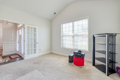 Ridgeville Crossing - Move-in ready 3BR/2BA one-story home on Woodfin Ridge Golf Club in South Carolina - for sale on GolfHomes.com, golf home, golf lot