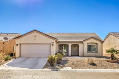 WELCOME HOME TO THIS SPECTACULAR DESERT OASIS!  This beautiful on Aliante Golf Club in Nevada - for sale on GolfHomes.com, golf home, golf lot