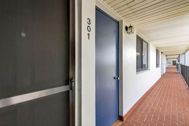 Don't Miss out! Enjoy the Fountains Country Club lifestyle on Fountains Golf and Country Club in Florida - for sale on GolfHomes.com, golf home, golf lot