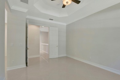 New in the Market, upgraded townhouse in the beautiful Bella on Village Golf Club in Florida - for sale on GolfHomes.com, golf home, golf lot
