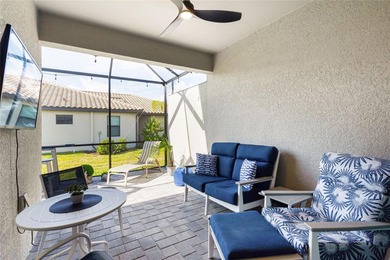 Under contract-accepting backup offers. This is a MUST SEE! on Lakewood National Golf Club in Florida - for sale on GolfHomes.com, golf home, golf lot