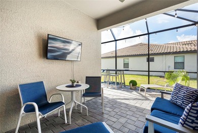 Under contract-accepting backup offers. This is a MUST SEE! on Lakewood National Golf Club in Florida - for sale on GolfHomes.com, golf home, golf lot