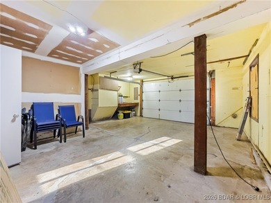 Incredible opportunity for comfortable lake living; and the on Lake Valley Country Club in Missouri - for sale on GolfHomes.com, golf home, golf lot