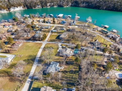 Incredible opportunity for comfortable lake living; and the on Lake Valley Country Club in Missouri - for sale on GolfHomes.com, golf home, golf lot