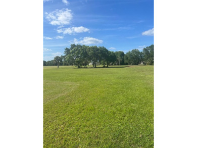 Own 0.89 acres to build your dream home on the first hole of the on Sunnybreeze Golf Course in Florida - for sale on GolfHomes.com, golf home, golf lot
