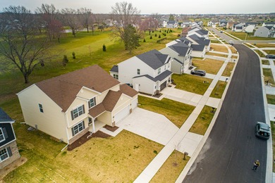 This is a spacious, luxurious 2-story home in a desirable area on  in Indiana - for sale on GolfHomes.com, golf home, golf lot