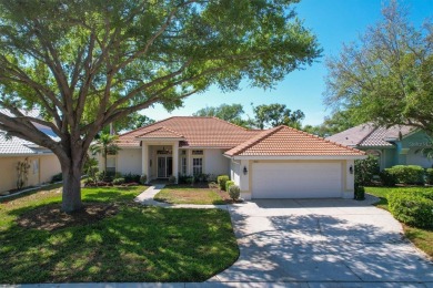 HURRY HURRY.  BACK ON THE MARKET.  BUYERS MISFORTUNE IS YOUR on Pelican Pointe Golf and Country Club in Florida - for sale on GolfHomes.com, golf home, golf lot