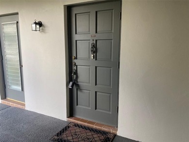 PRICE DROP! GROUND FLOOR UNIT! RARELY AVAILABLE. Welcome to golf on Hillcrest Golf and Country Club in Florida - for sale on GolfHomes.com, golf home, golf lot