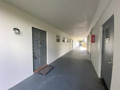 PRICE DROP! GROUND FLOOR UNIT! RARELY AVAILABLE. Welcome to golf on Hillcrest Golf and Country Club in Florida - for sale on GolfHomes.com, golf home, golf lot