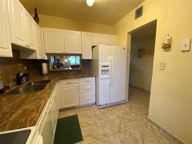 PRICE DROP! GROUND FLOOR UNIT! RARELY AVAILABLE. Welcome to golf on Hillcrest Golf and Country Club in Florida - for sale on GolfHomes.com, golf home, golf lot