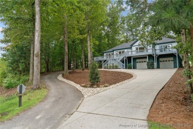 NEW LANDSCAPING AND NEW ROOF! The perfect location! 15 The on Carolina Trace Country Club in North Carolina - for sale on GolfHomes.com, golf home, golf lot