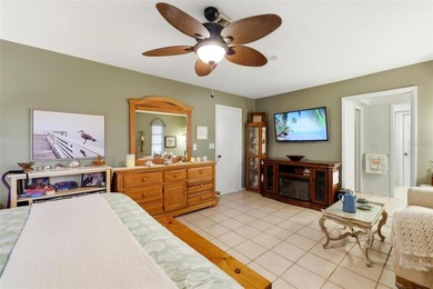 3-BEDROOMS - 0.27 ACRE CORNER LOT - NON-FLOOD ZONE (X) - VENICE on Jacaranda West Country Club in Florida - for sale on GolfHomes.com, golf home, golf lot