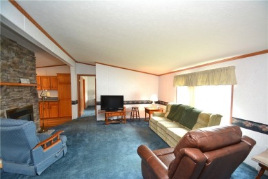 Well-maintained 3BR/2BA double-wide in a fantastic community on Winding Creek Executive Course in New York - for sale on GolfHomes.com, golf home, golf lot