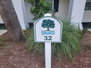 Charming 1-Bedroom and 1 full bathroom condo with golf course on River Oaks Golf Plantation  in South Carolina - for sale on GolfHomes.com, golf home, golf lot