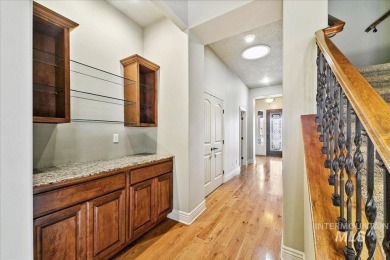 Come escape the prestigious Villas area of Banbury Meadows on BanBury Golf Club in Idaho - for sale on GolfHomes.com, golf home, golf lot
