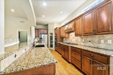 Come escape the prestigious Villas area of Banbury Meadows on BanBury Golf Club in Idaho - for sale on GolfHomes.com, golf home, golf lot