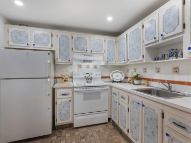 Cozy 1 bedroom 1.5 bathroom 1st floor Condo located in Kings on Addison Reserve in Florida - for sale on GolfHomes.com, golf home, golf lot