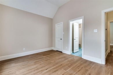 RARE OPPORTUNITY - STUNNING SINGLE-STORY ON THE FAIRWAY!
Welcome on Firewheel Golf Park in Texas - for sale on GolfHomes.com, golf home, golf lot