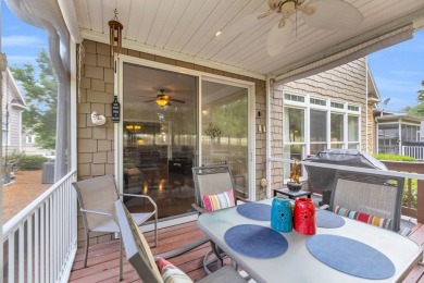 Welcome to the life of Luxury!  This one owner townhome has been on The Patriot Golf Club At Grand Harbor in South Carolina - for sale on GolfHomes.com, golf home, golf lot