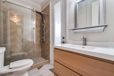 RARE OPPORTUNITY - STUNNING SINGLE-STORY ON THE FAIRWAY!
Welcome on Firewheel Golf Park in Texas - for sale on GolfHomes.com, golf home, golf lot