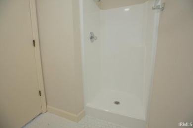 Welcome to this totally updated 2 bedroom 2 full bath condo at on Thunderbolt Pass Golf Course in Indiana - for sale on GolfHomes.com, golf home, golf lot