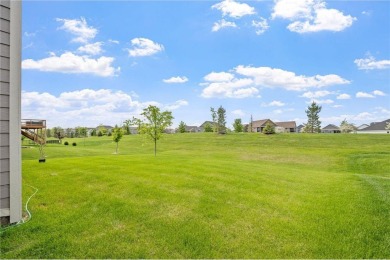 Welcome to this refreshing home in the heart of Sundance on Sundance Golf and Bowl in Minnesota - for sale on GolfHomes.com, golf home, golf lot