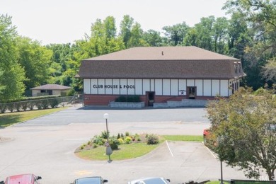 Welcome to this totally updated 2 bedroom 2 full bath condo at on Thunderbolt Pass Golf Course in Indiana - for sale on GolfHomes.com, golf home, golf lot