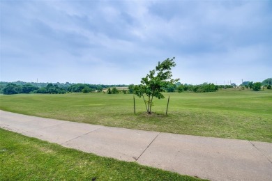 RARE OPPORTUNITY - STUNNING SINGLE-STORY ON THE FAIRWAY!
Welcome on Firewheel Golf Park in Texas - for sale on GolfHomes.com, golf home, golf lot