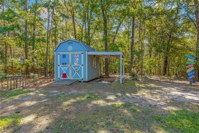 Don't miss your opportunity to own a well maintained home in the on The Trail At Chickasaw Pointe in South Carolina - for sale on GolfHomes.com, golf home, golf lot