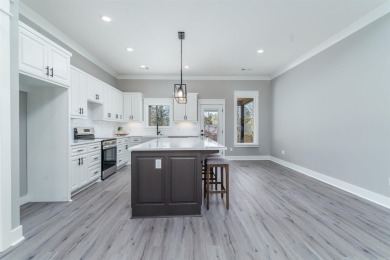This 3 Bed, 2 bath home offers the perfect blend of style and on Balboa Golf Course in Arkansas - for sale on GolfHomes.com, golf home, golf lot