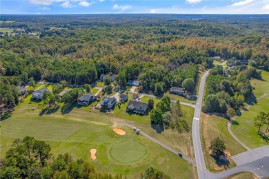 Don't miss your opportunity to own a well maintained home in the on The Trail At Chickasaw Pointe in South Carolina - for sale on GolfHomes.com, golf home, golf lot