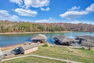 Enjoy easy lakefront living in this beautifully updated, 2-bed on Mariners Landing Golf and Country Club in Virginia - for sale on GolfHomes.com, golf home, golf lot