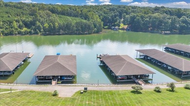 Enjoy easy lakefront living in this beautifully updated, 2-bed on Mariners Landing Golf and Country Club in Virginia - for sale on GolfHomes.com, golf home, golf lot