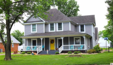 Beautiful home located in the Camelot subdivision in Mayfield on Mayfield-Graves Country Club in Kentucky - for sale on GolfHomes.com, golf home, golf lot