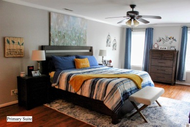 Beautiful home located in the Camelot subdivision in Mayfield on Mayfield-Graves Country Club in Kentucky - for sale on GolfHomes.com, golf home, golf lot