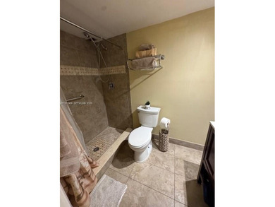 Exceptional value in Palm-Aire! This spacious 2BR/2BA unit on Palm-Aire Country Club and Resort - Palms in Florida - for sale on GolfHomes.com, golf home, golf lot