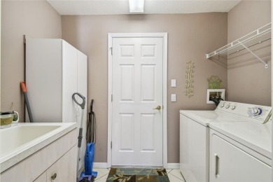 MOVE IN READY - PREMIER LOCATION - END UNIT - FURNISHED on Heritage Pines Country Club in Florida - for sale on GolfHomes.com, golf home, golf lot