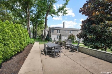 Welcome to this bright, first-floor corner unit in Trousdell on Glen Head Country Club in New York - for sale on GolfHomes.com, golf home, golf lot