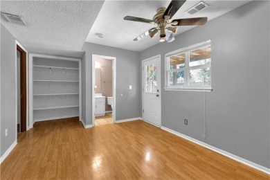 Welcome to this beautiful, 3 bedroom, 2.5 bathroom, move in on Paradise Pointe Golf Complex in Missouri - for sale on GolfHomes.com, golf home, golf lot