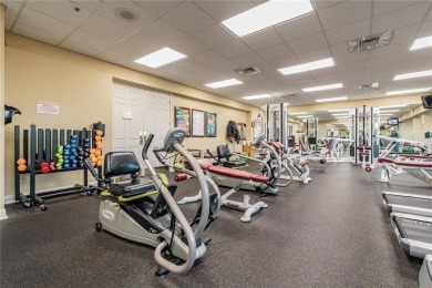 MOVE IN READY - PREMIER LOCATION - END UNIT - FURNISHED on Heritage Pines Country Club in Florida - for sale on GolfHomes.com, golf home, golf lot