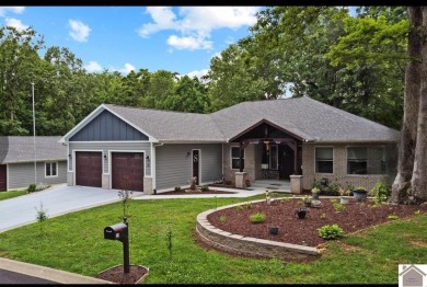 Come look at this stunning custom built home! This home boasts on Arrowhead Golf Club in Kentucky - for sale on GolfHomes.com, golf home, golf lot