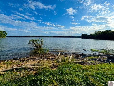 Discover an exceptional opportunity to build your dream home on Mineral Mound Golf Course in Kentucky - for sale on GolfHomes.com, golf home, golf lot
