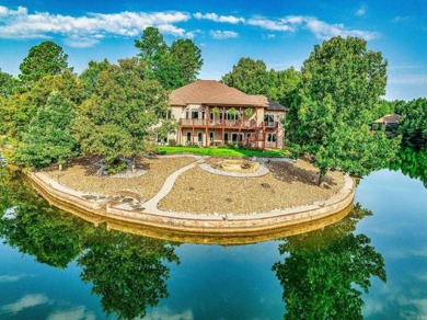 Spacious Lake Front Home on Lake Granada with 339' of lake on Granada Golf Course in Arkansas - for sale on GolfHomes.com, golf home, golf lot